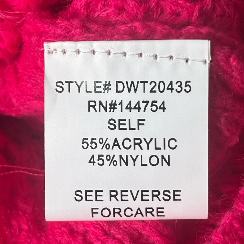 NWT Women’s Davi & Dani Vibrant Pink Eyelash Sweater in Size Large. - Picture 7 of 10